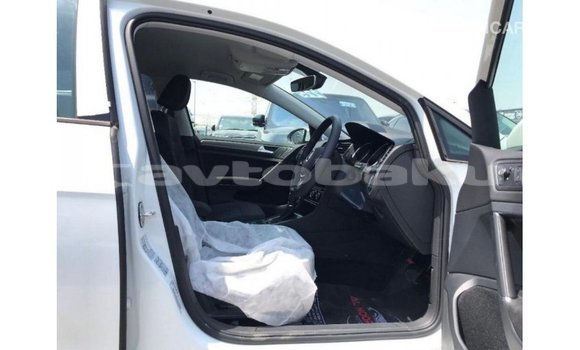 Buy Import Volkswagen Golf White Car in Import - Dubai in Abseron Buy Import Volkswagen Golf White Car in Import - Dubai in Abseron