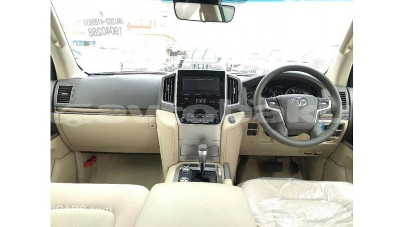 Big with watermark toyota land cruiser abseron import dubai 2208