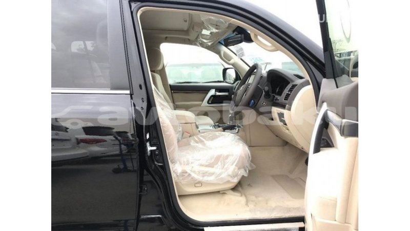 Big with watermark toyota land cruiser abseron import dubai 2208