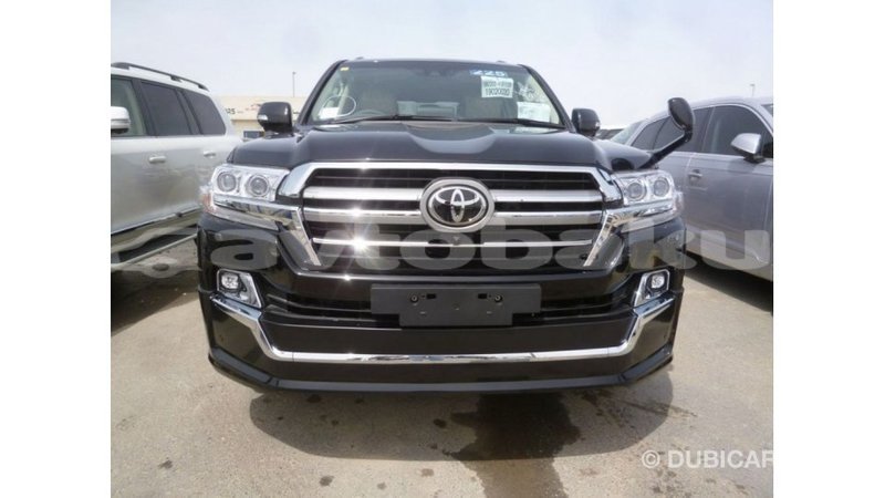 Big with watermark toyota land cruiser abseron import dubai 2210