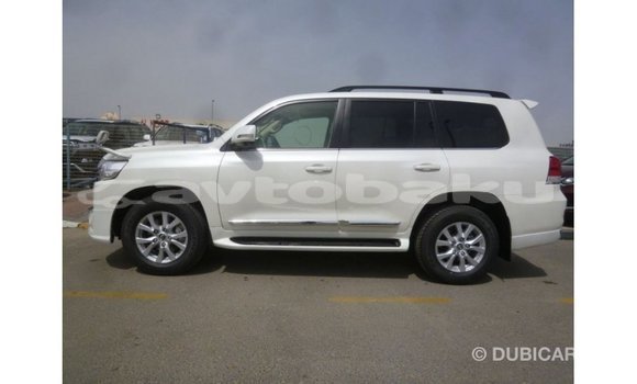 Buy Import Toyota Land Cruiser White Car in Import - Dubai in Abseron Buy Import Toyota Land Cruiser White Car in Import - Dubai in Abseron