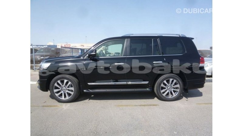 Big with watermark toyota land cruiser abseron import dubai 2215