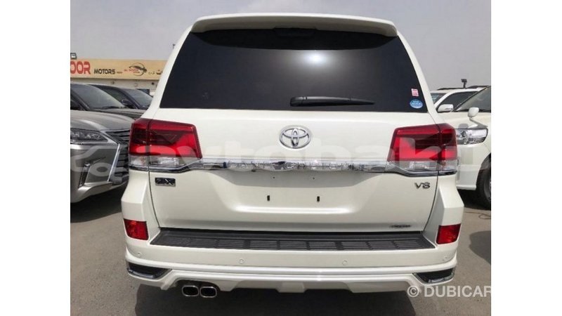Big with watermark toyota land cruiser abseron import dubai 2216