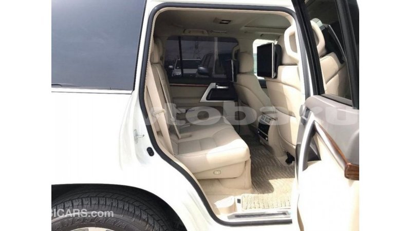 Big with watermark toyota land cruiser abseron import dubai 2216
