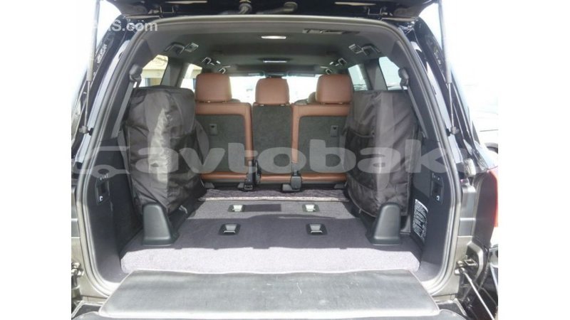 Big with watermark toyota land cruiser abseron import dubai 2217