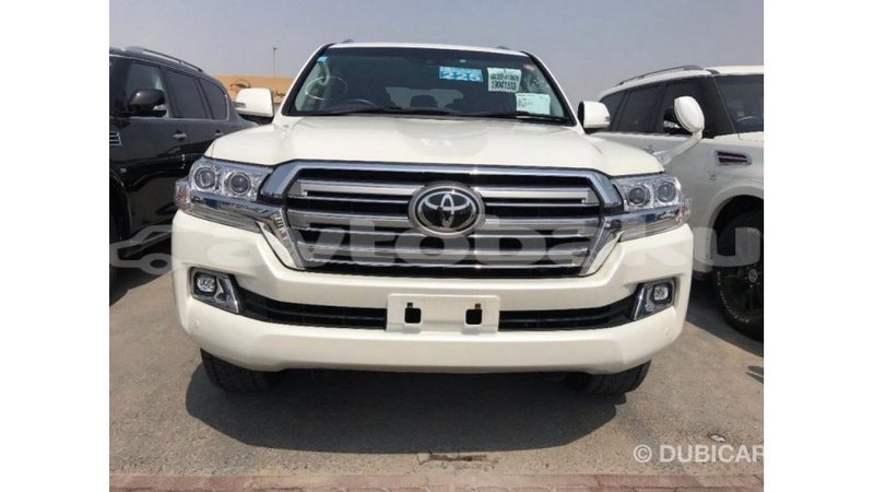 Big with watermark toyota land cruiser abseron import dubai 2220
