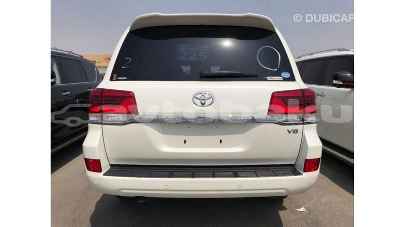 Big with watermark toyota land cruiser abseron import dubai 2220