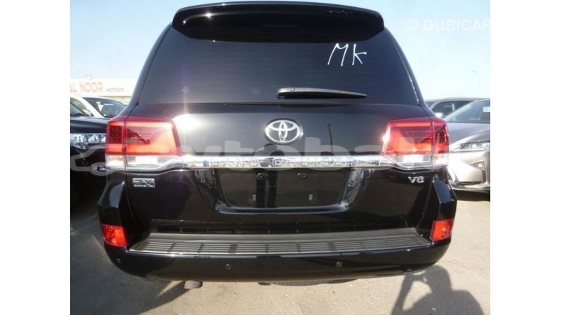 Big with watermark toyota land cruiser abseron import dubai 2221