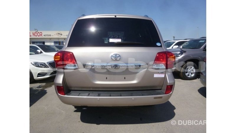 Big with watermark toyota land cruiser abseron import dubai 2222