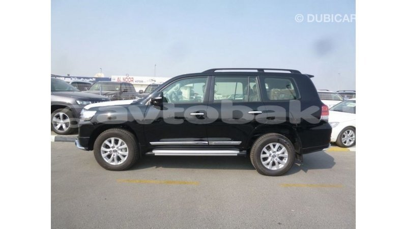 Big with watermark toyota land cruiser abseron import dubai 2223