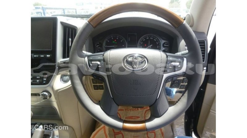 Big with watermark toyota land cruiser abseron import dubai 2231