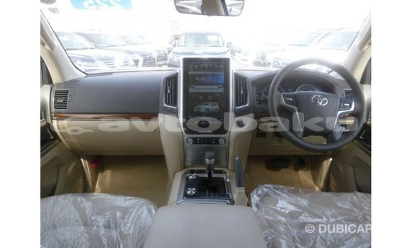 Buy Import Toyota Land Cruiser White Car in Import - Dubai in Abseron Buy Import Toyota Land Cruiser White Car in Import - Dubai in Abseron