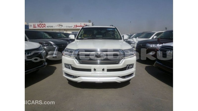 Big with watermark toyota land cruiser abseron import dubai 2233