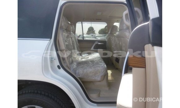 Buy Import Toyota Land Cruiser White Car in Import - Dubai in Abseron Buy Import Toyota Land Cruiser White Car in Import - Dubai in Abseron
