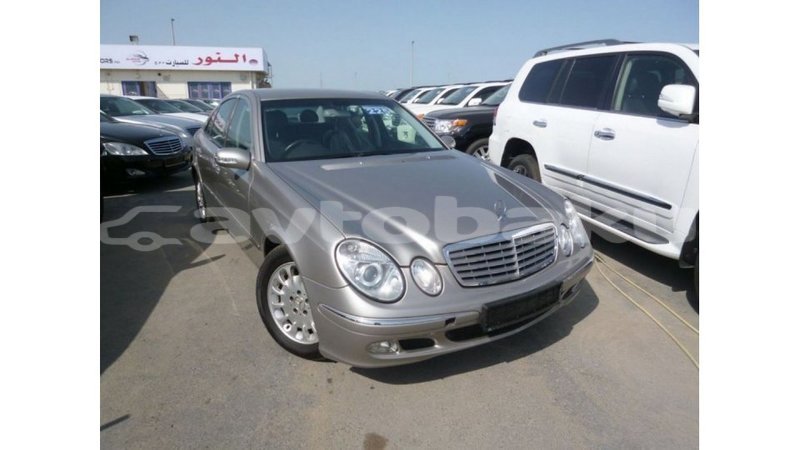 Big with watermark mercedes benz 200 abseron import dubai 2237