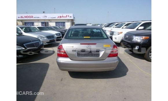 Buy Import Mercedes-Benz 200 Other Car in Import - Dubai in Abseron Buy Import Mercedes-Benz 200 Other Car in Import - Dubai in Abseron