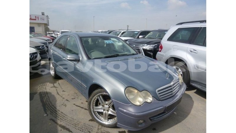 Big with watermark mercedes benz 190 abseron import dubai 2239