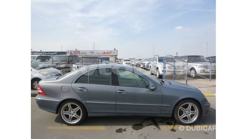 Big with watermark mercedes benz 190 abseron import dubai 2239