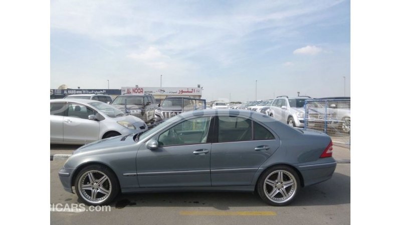 Big with watermark mercedes benz 190 abseron import dubai 2239