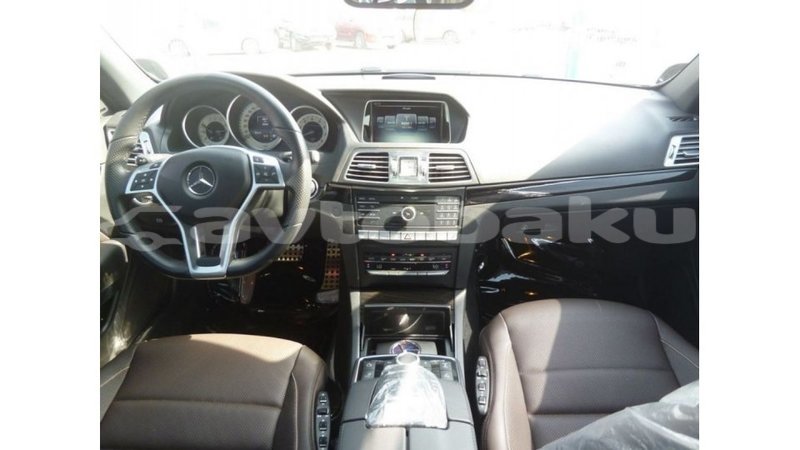 Big with watermark mercedes benz 200 abseron import dubai 2240