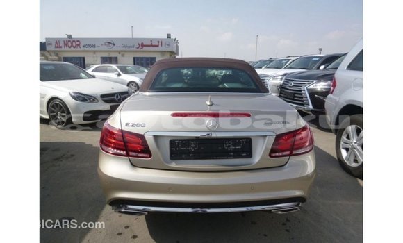 Buy Import Mercedes-Benz 200 Other Car in Import - Dubai in Abseron Buy Import Mercedes-Benz 200 Other Car in Import - Dubai in Abseron