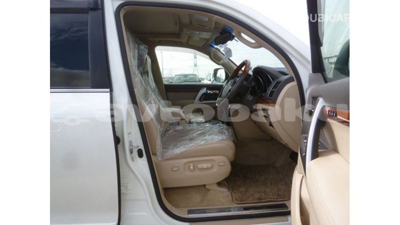 Big with watermark toyota land cruiser abseron import dubai 2243