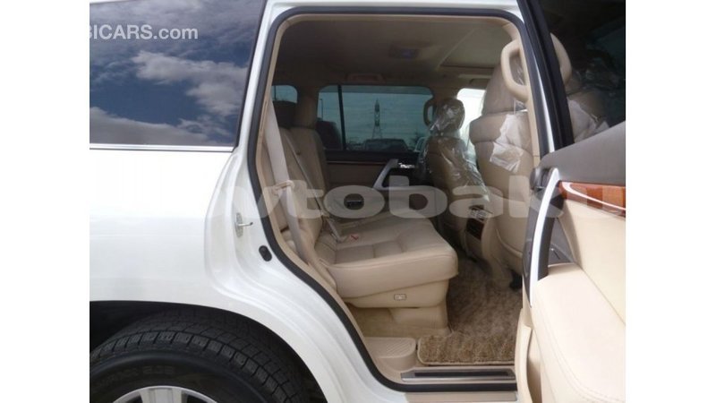 Big with watermark toyota land cruiser abseron import dubai 2243