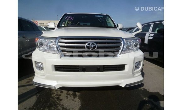 Buy Import Toyota Land Cruiser White Car in Import - Dubai in Abseron Buy Import Toyota Land Cruiser White Car in Import - Dubai in Abseron