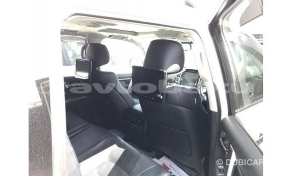 Buy Import Toyota Land Cruiser White Car in Import - Dubai in Abseron Buy Import Toyota Land Cruiser White Car in Import - Dubai in Abseron
