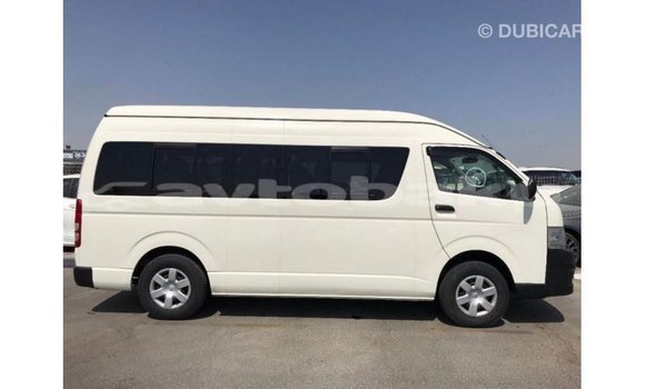 Buy Import Toyota Hiace White Car in Import - Dubai in Abseron Buy Import Toyota Hiace White Car in Import - Dubai in Abseron