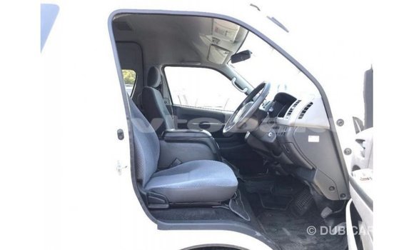 Buy Import Toyota Hiace White Car in Import - Dubai in Abseron Buy Import Toyota Hiace White Car in Import - Dubai in Abseron