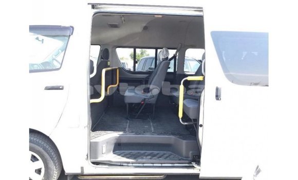 Buy Import Toyota Hiace White Car in Import - Dubai in Abseron Buy Import Toyota Hiace White Car in Import - Dubai in Abseron