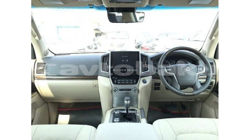Big with watermark toyota land cruiser abseron import dubai 2248