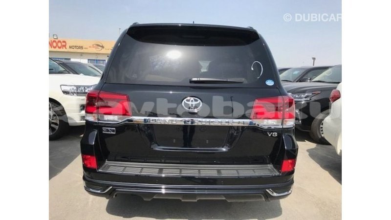 Big with watermark toyota land cruiser abseron import dubai 2251