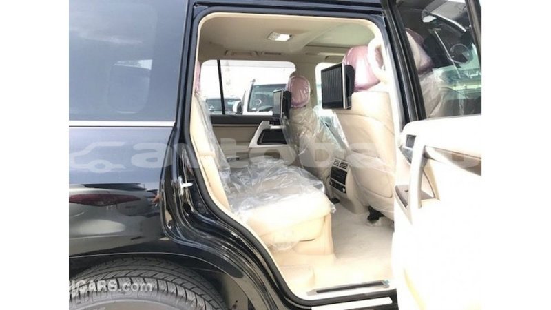 Big with watermark toyota land cruiser abseron import dubai 2251