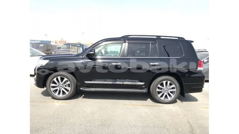 Big with watermark toyota land cruiser abseron import dubai 2251
