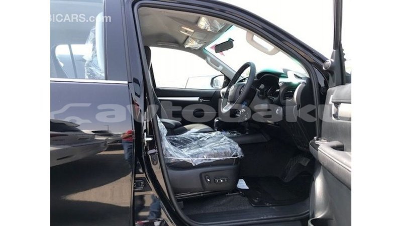 Big with watermark toyota hilux abseron import dubai 2254