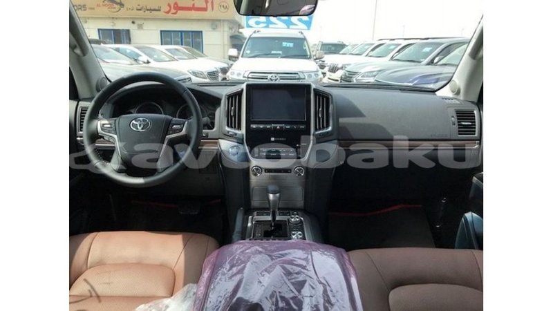 Big with watermark toyota land cruiser abseron import dubai 2256