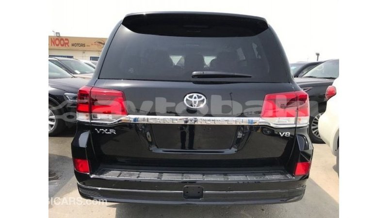 Big with watermark toyota land cruiser abseron import dubai 2256