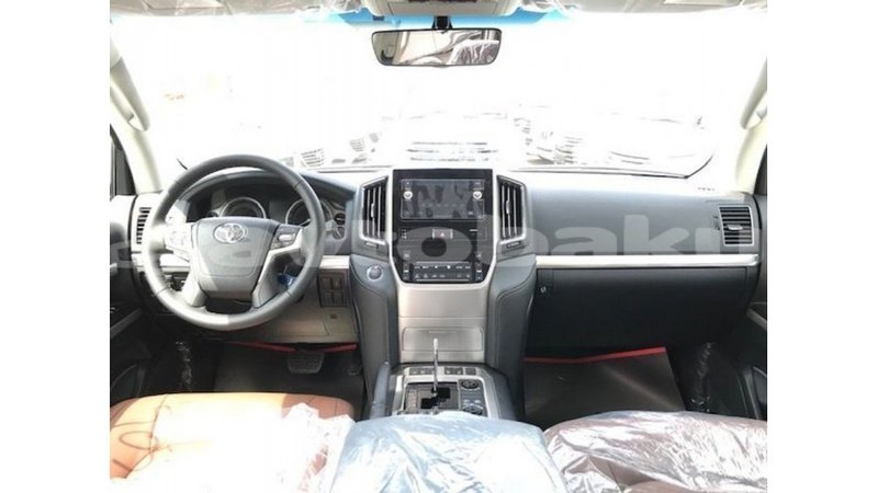 Big with watermark toyota land cruiser abseron import dubai 2258