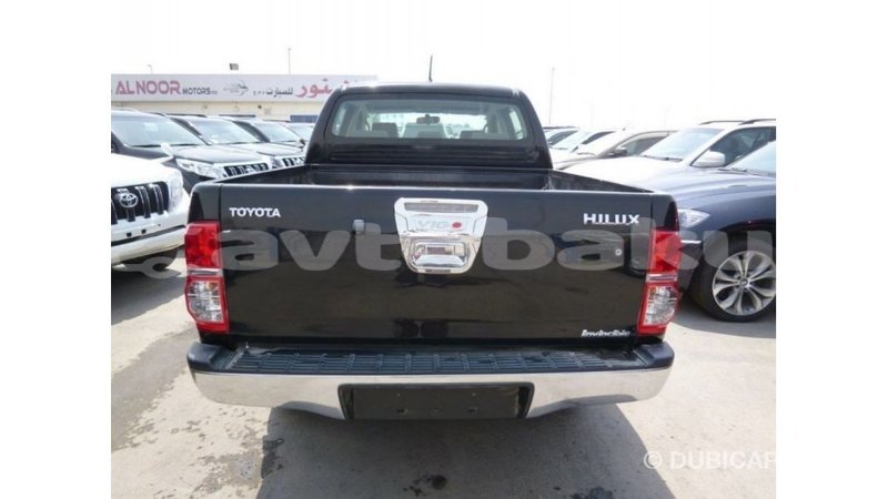 Big with watermark toyota hilux abseron import dubai 2260