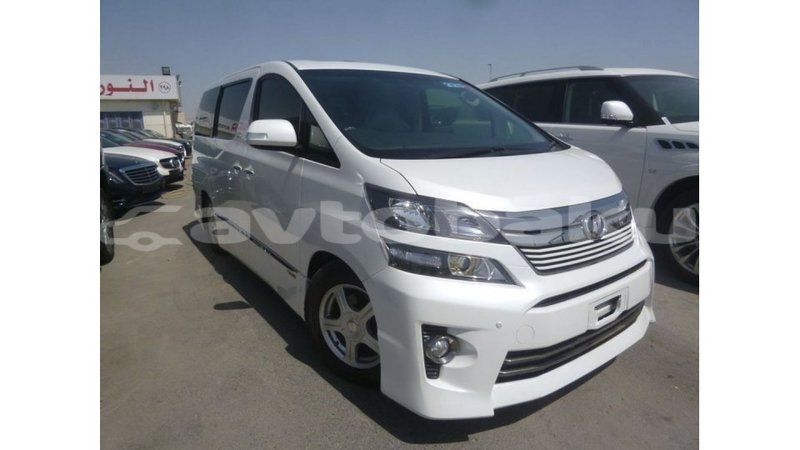 Big with watermark toyota vellfire abseron import dubai 2262