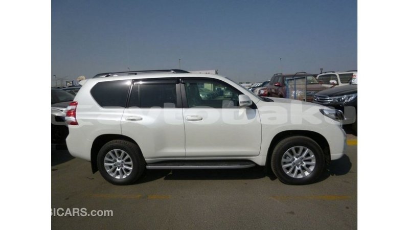 Big with watermark toyota prado abseron import dubai 2266