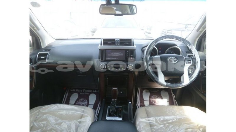 Big with watermark toyota prado abseron import dubai 2270