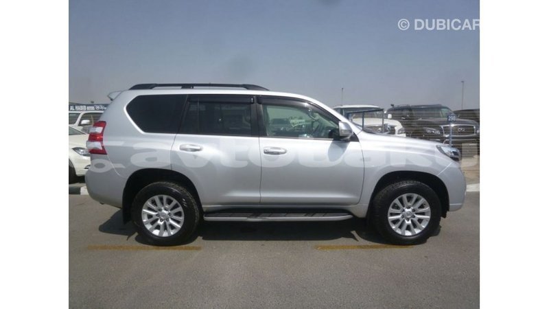 Big with watermark toyota prado abseron import dubai 2270