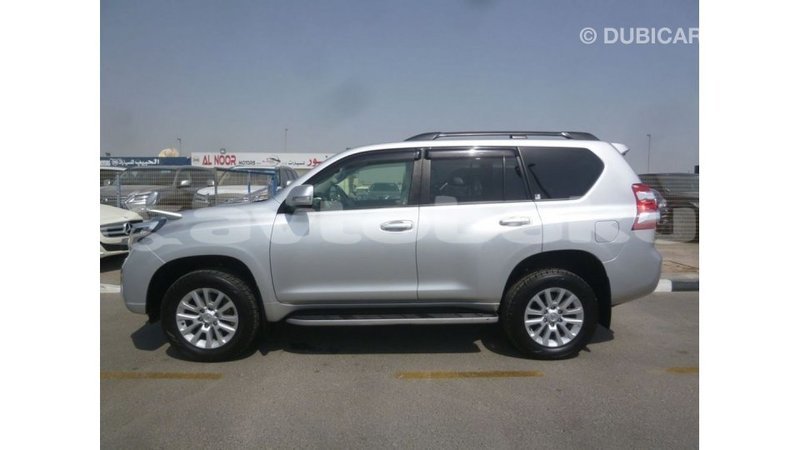 Big with watermark toyota prado abseron import dubai 2270