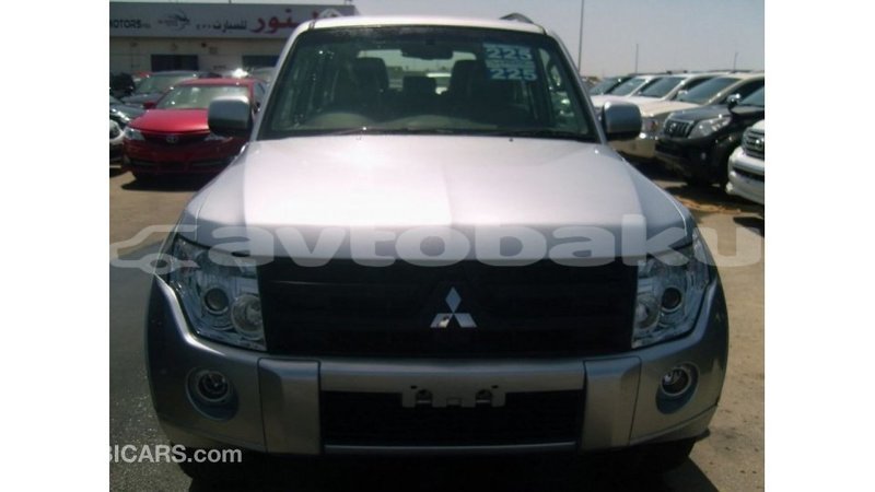 Big with watermark mitsubishi pajero abseron import dubai 2271
