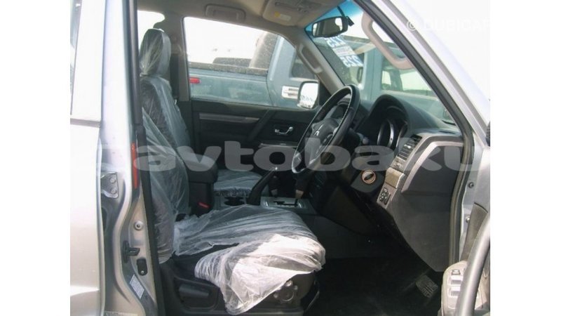 Big with watermark mitsubishi pajero abseron import dubai 2271