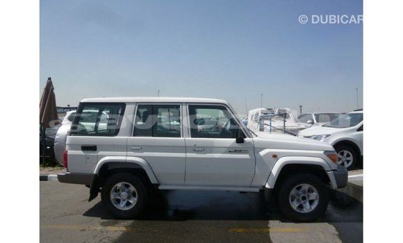 Buy Import Toyota Land Cruiser White Car in Import - Dubai in Abseron Buy Import Toyota Land Cruiser White Car in Import - Dubai in Abseron