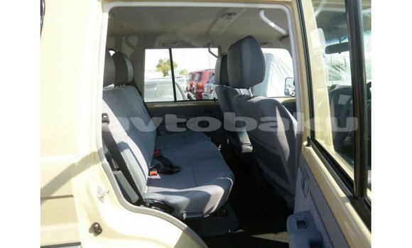 Buy Import Toyota Land Cruiser Beige Car in Import - Dubai in Abseron Buy Import Toyota Land Cruiser Beige Car in Import - Dubai in Abseron